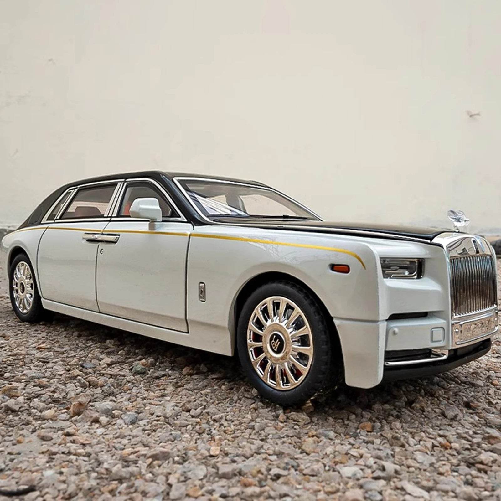 Rolls-Royce Phantom Model Car - White
