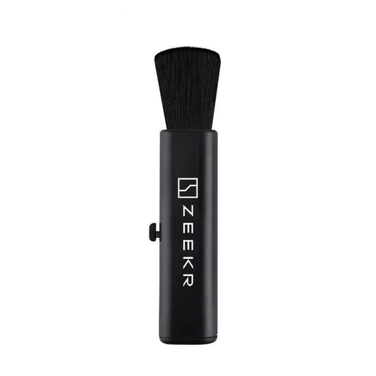 Zeekr Cleaning Brush and Towel Set - black