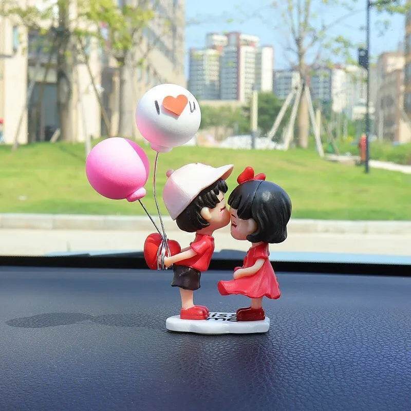 Cute Couple Dashboard Ornaments โ Cartoon Kissing Figurines for Car Interior Decoration - Decoration
