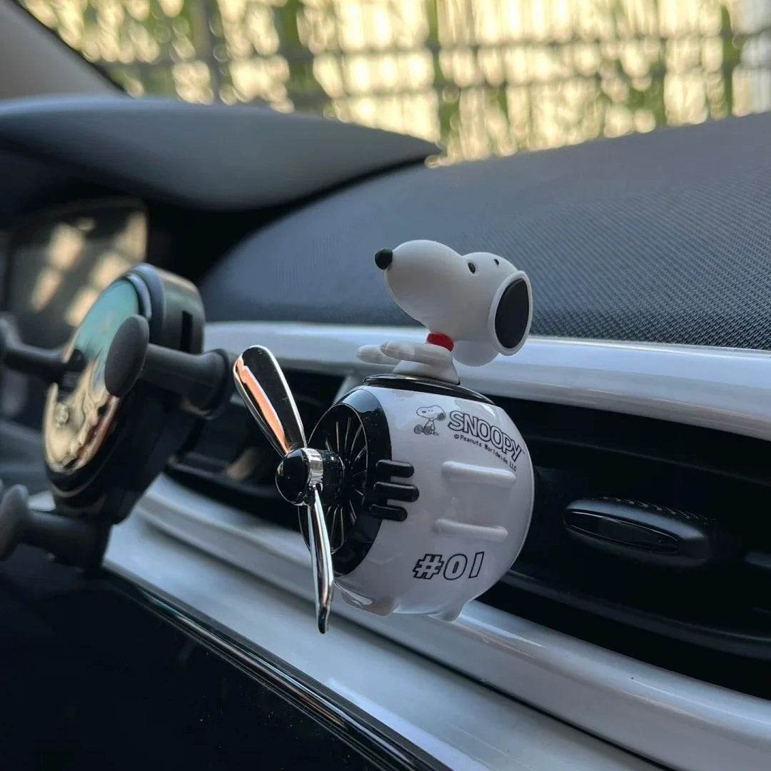 Snoopy Car Air Freshener – Rotating Head Vent Clip Aroma Diffuser - white