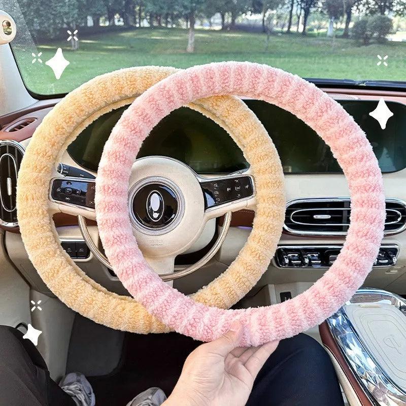 Winter plush steering wheel cover keeping hands warm on a cold morning drive