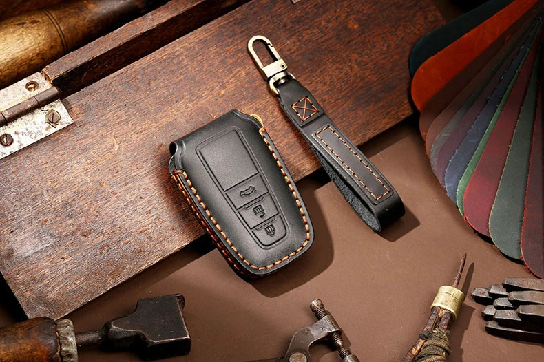 Toyota Leather Car Key Fob Cover – Camry, Corolla, RAV4 & More