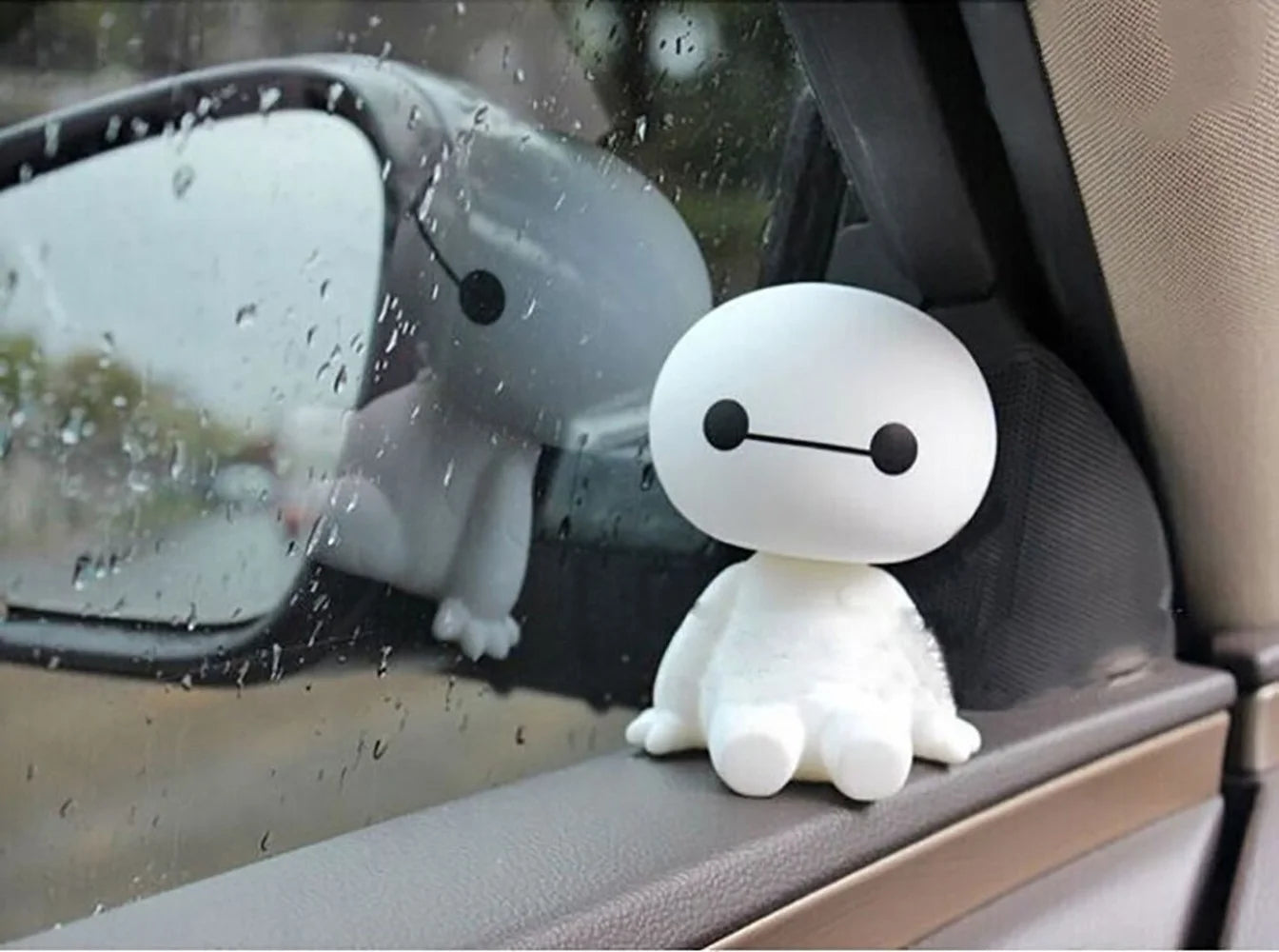 Baymax Bobble-Head Car Dashboard Ornament