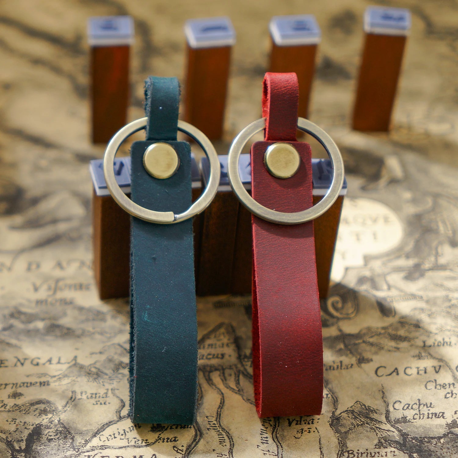 Top Grain Leather Keyring — Minimalist, 7 Colours