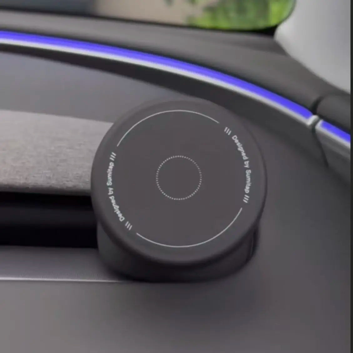 Silicone Magnetic Phone Holder for Tesla Model 3 Highland & Model Y Juniper – MagSafe Compatible