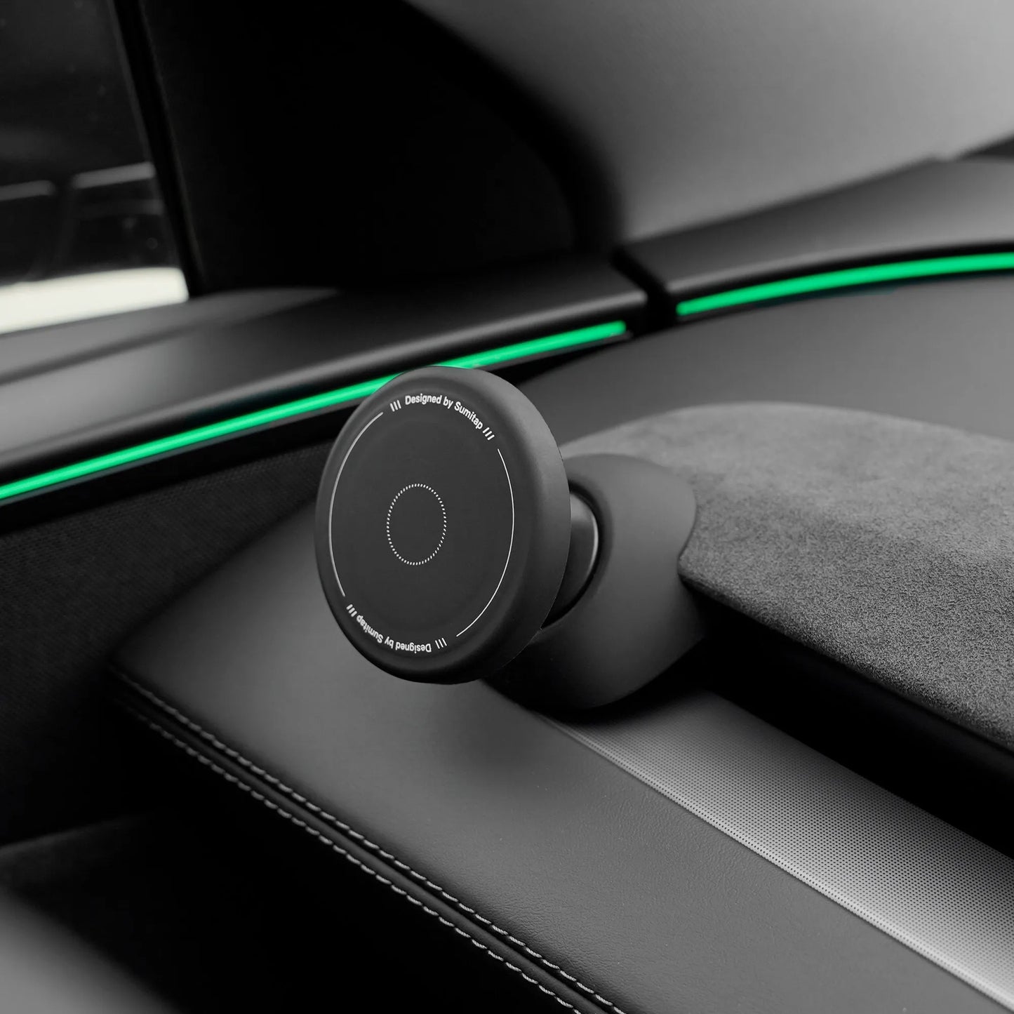 Silicone Magnetic Phone Holder for Tesla Model 3 Highland & Model Y Juniper – MagSafe Compatible