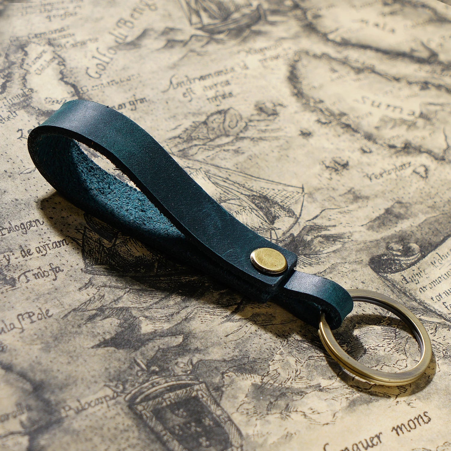 Top Grain Leather Keyring — Minimalist, 7 Colours - blue