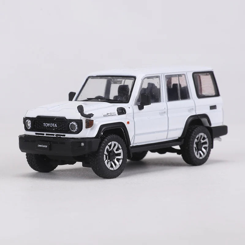 Toyota Land Cruiser LC76 / LC70 SUV – Model Car - Black right