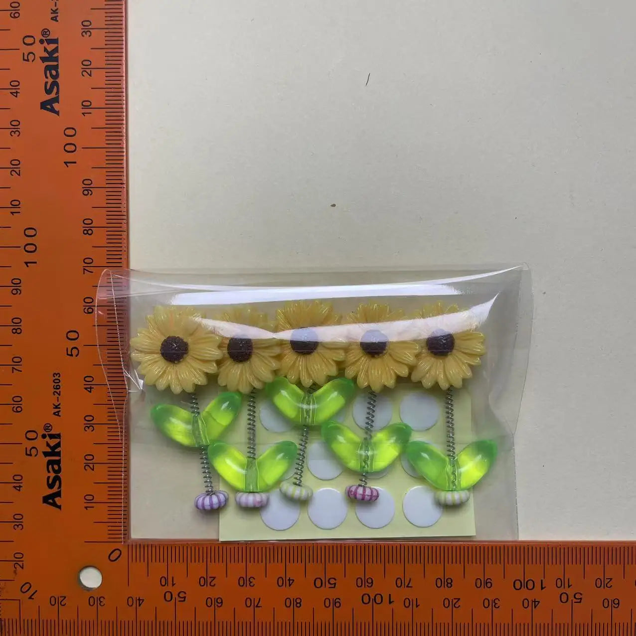Shaking Sunflower Car Dashboard Ornament with Bobblehead Spring