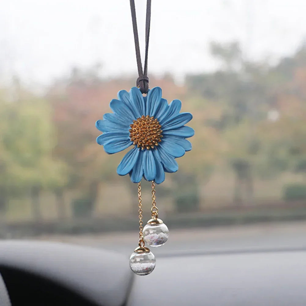 Daisy Car Rearview Mirror Pendant – Cute Floral Hanging Ornament