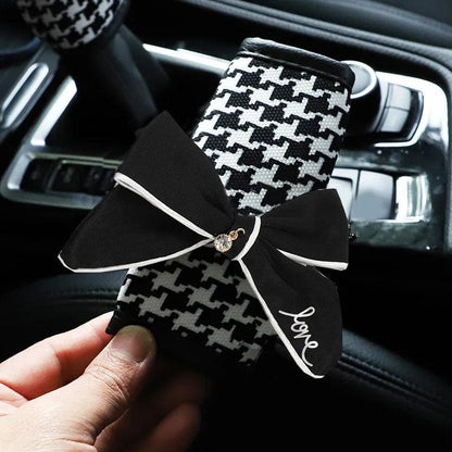 Classic Plaid Bowknot Car Gear Shifter Handbrake Seat Belt Cover Set