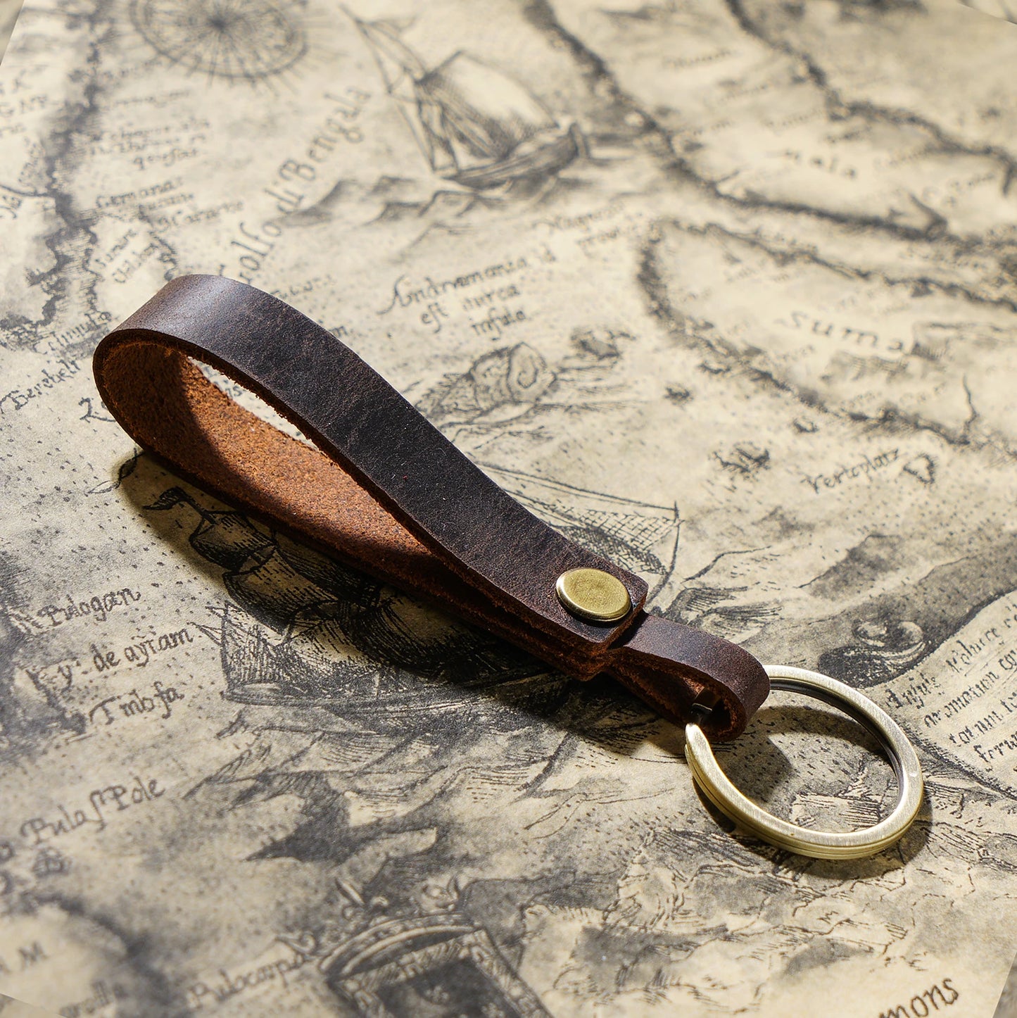 Top Grain Leather Keyring — Minimalist, 7 Colours - coffee
