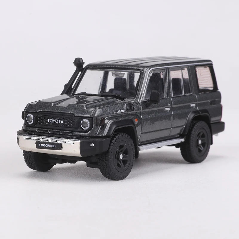 Toyota Land Cruiser LC76 / LC70 SUV – Model Car - Black right