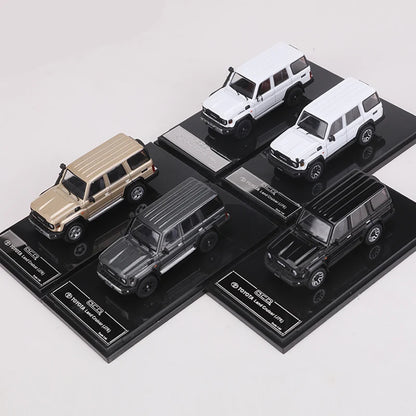 Toyota Land Cruiser LC76 / LC70 SUV – Model Car - Black right