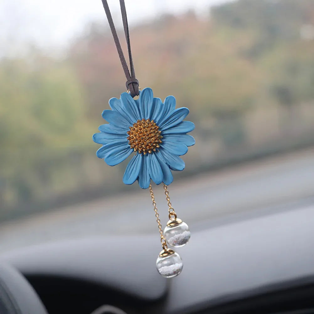Daisy Car Rearview Mirror Pendant – Cute Floral Hanging Ornament