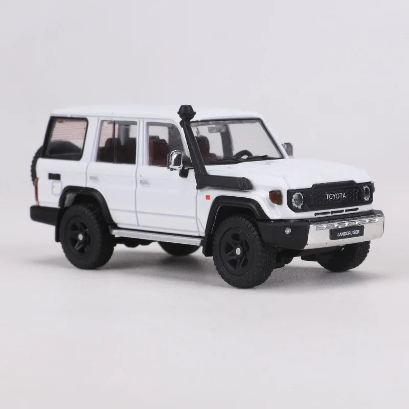 Toyota Land Cruiser LC76 / LC70 SUV – Model Car - Black right