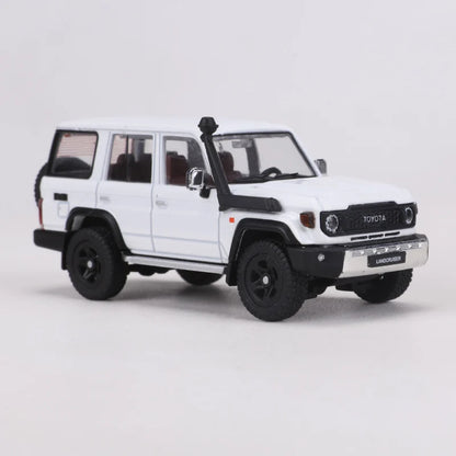 Toyota Land Cruiser LC76 / LC70 SUV – Model Car - Black right