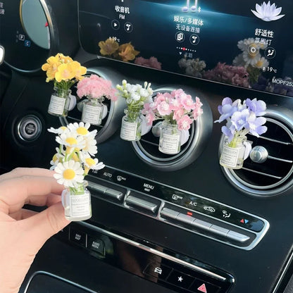 Car Air Vent Flower Clip Ornament – Glass Vase with Babysbreath & Jasmine