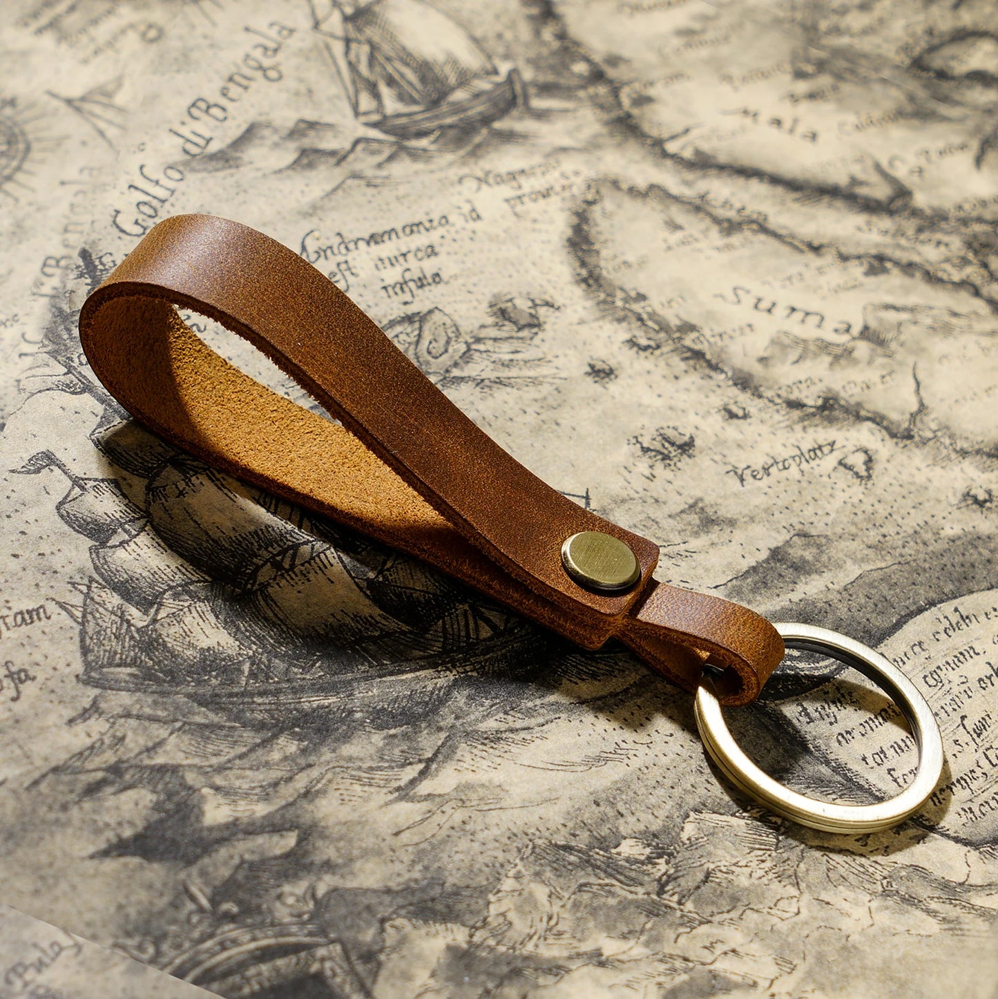 Top Grain Leather Keyring — Minimalist, 7 Colours - brown 1