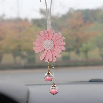 Daisy Car Rearview Mirror Pendant – Cute Floral Hanging Ornament